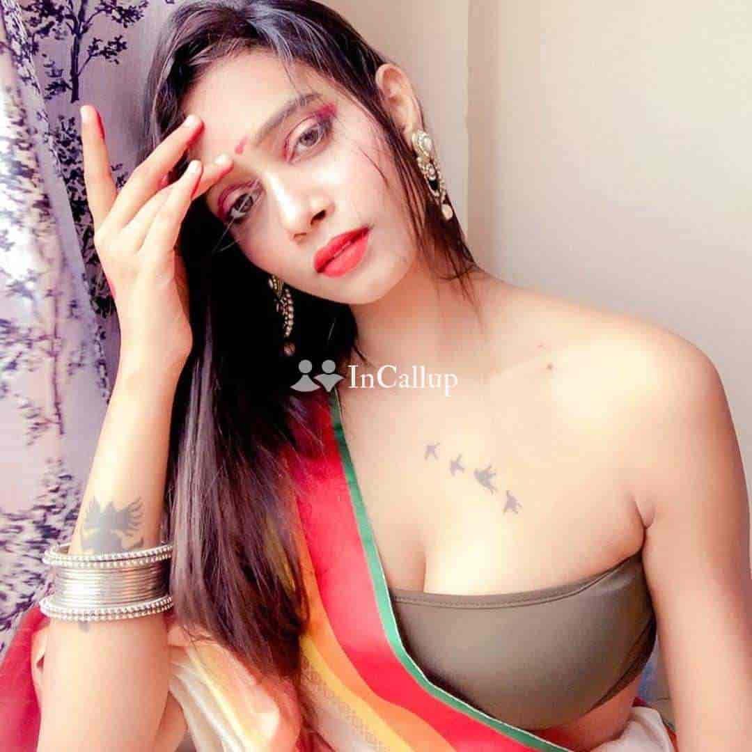 Alappuzha Services offered by Heena, slim, sleek and sexy college girl awaits youIndependent Call GirlsBe relaxed with hot escorts.