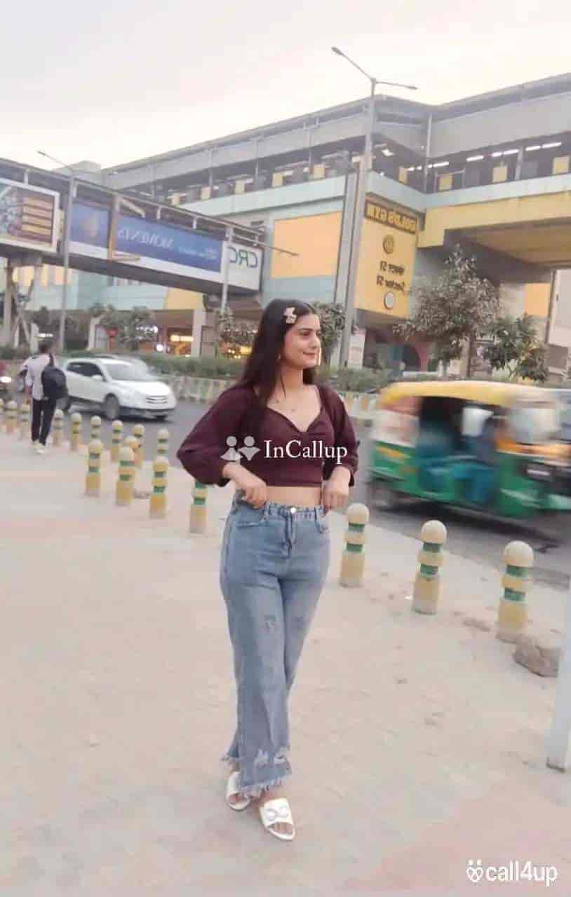 Pooja Sharma independent escorts service call me hu bjvxyx