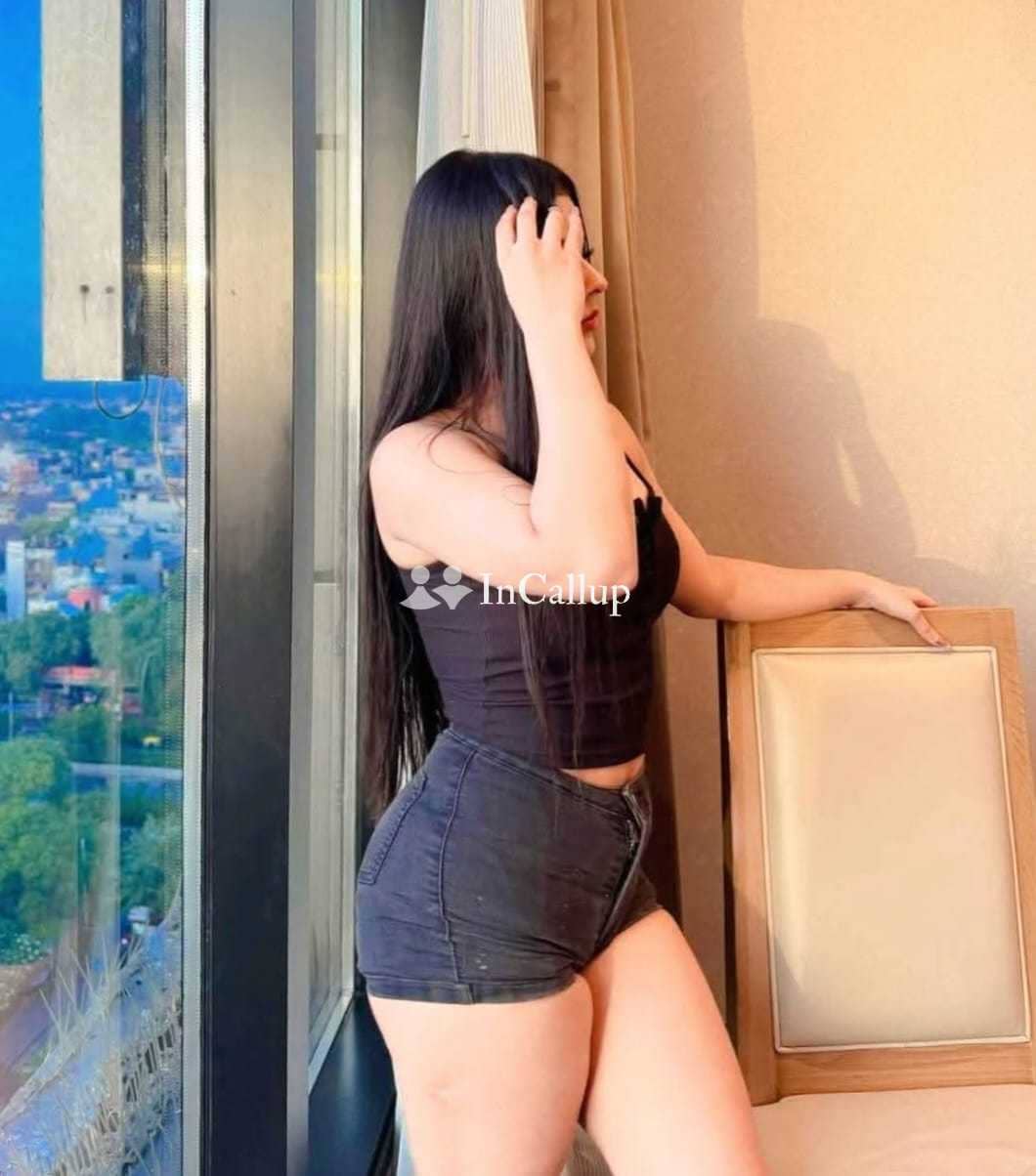known for being skilled find janhvi a twenty one year old call girls black tall with black body type - Call Girls in Adra