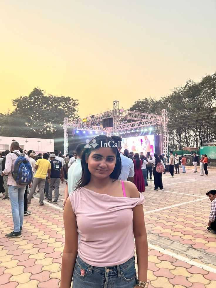 petite escort in agra available for discreet meetings agra escort service available now trusted reliable service - Call Girls in Agra