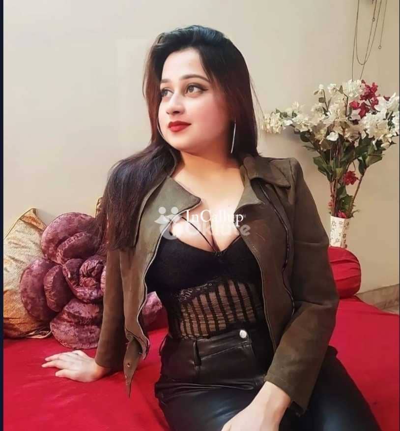 girl staying in ahmedabad ahmedabad escort service dreamy black eyes and black hair known for being smart - Call Girls in Ahmedabad