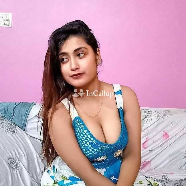 Ahmedabad OYO HOTEL 9031911365 CALL GIRLS ESCORT SERVICE - Call Girls in Ahmedabad