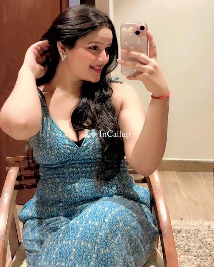 beautiful curves and black eyes available now trusted reliable service - Call Girls in Ahmedabad