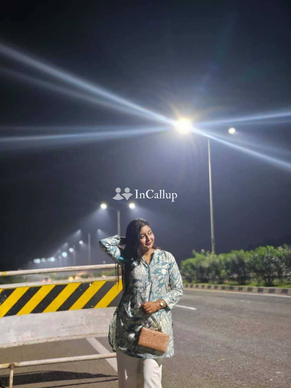 known for being affectionate alluring black hair and black eyes available for available anytime - Call Girls in Ahmedabad