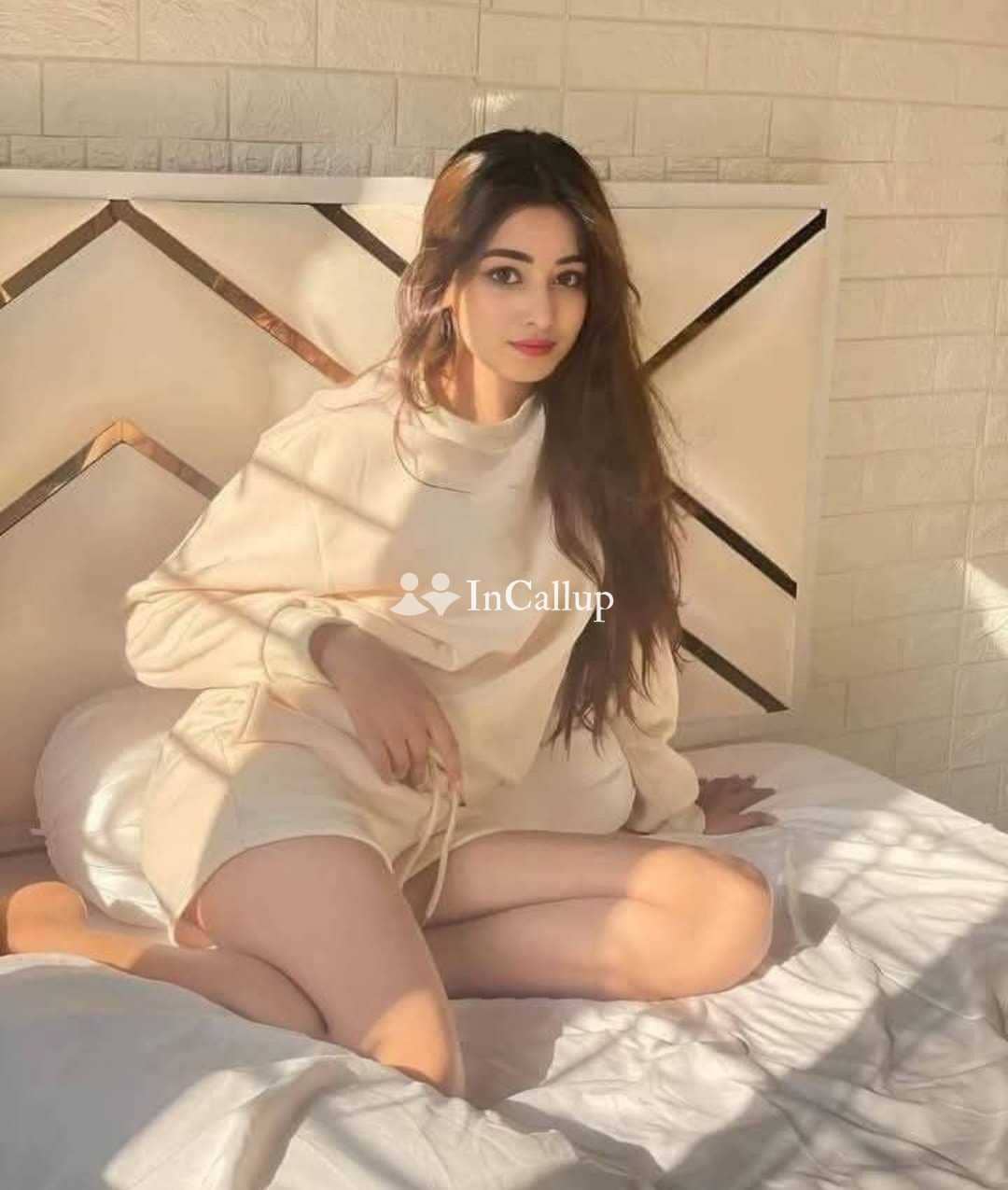 elegant nitu sharma a twenty two year old call girls beauty romantic companion in ahmedabad - Call Girls in Ahmedabad
