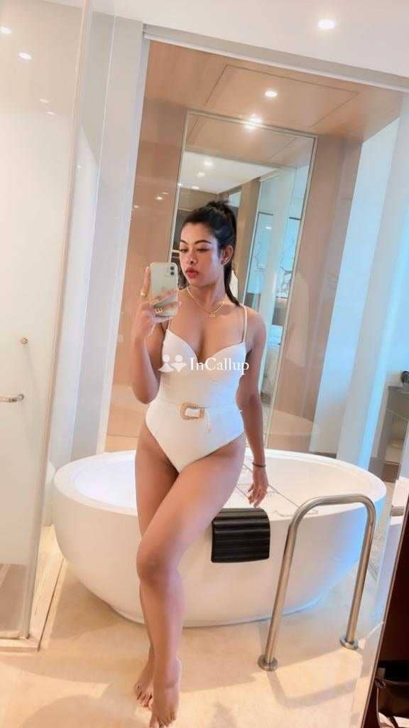 Ahmedabad sarvice available full cesh payment no advance payment only cash payment hotel hai to only - Call Girls in Ahmedabad