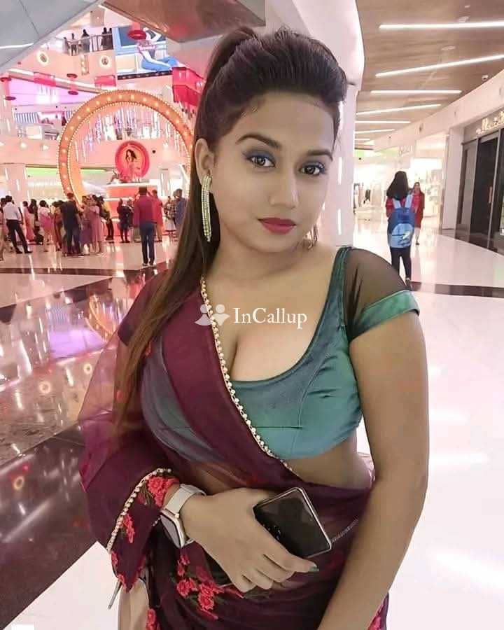 Low prices high profile local girls are available here for doing sex service - Call Girls in Akola