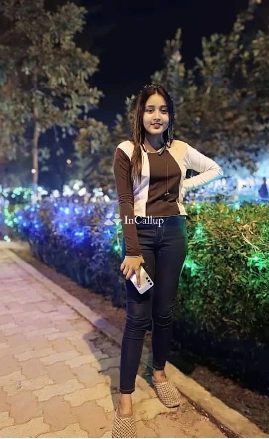 sexy girl from akola known for being playful adorable black eyes and black hair available for private dates spicy - Call Girls in Akola