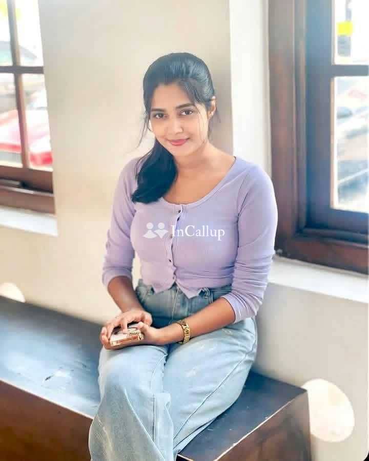 gorgeous escort in akola professional low price call girl twenty two year old call girls escort - Call Girls in Akola