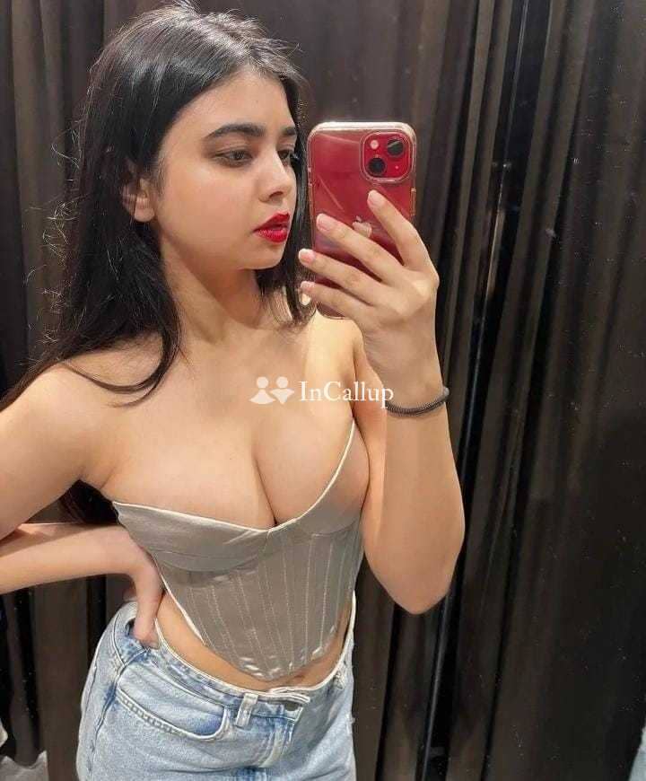 known for being affectionate available for both incall and outcall available now trusted reliable service - Call Girls in Akola