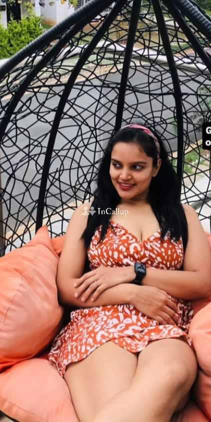 petite escort in akola with curvy figure and black eyes escort service in akola available now trusted reliable service - Call Girls in Akola