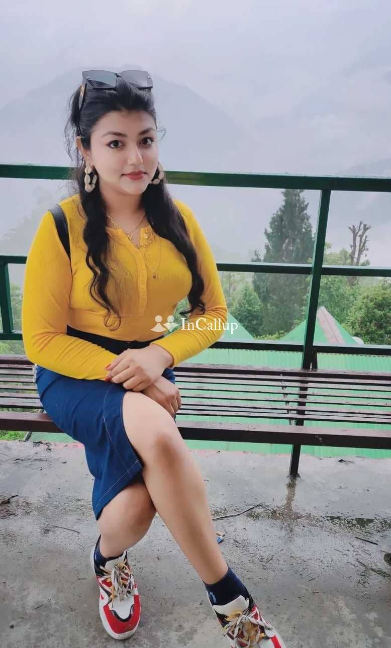 black tall with black body type from alappuzha available now trusted reliable service - Call Girls in Alappuzha