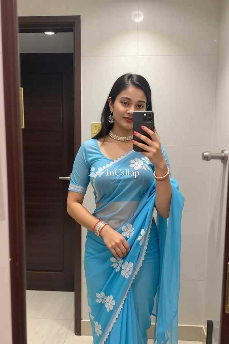 available for both incall and outcall known for being ravishing pretty black hair and black eyes - Call Girls in Aligarh