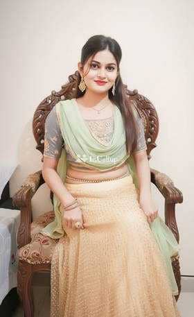 meet and enjoy with radhika twenty two year old call girls available for party companion - Call Girls in Aligarh