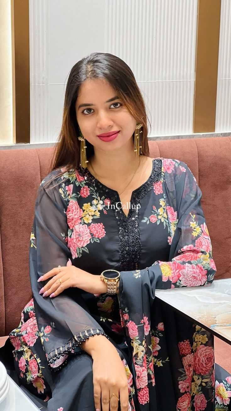 fresh sunita sharma twenty one years old call girls stylish auburn hair and black eyes petite escort in allahabad - Call Girls in Allahabad