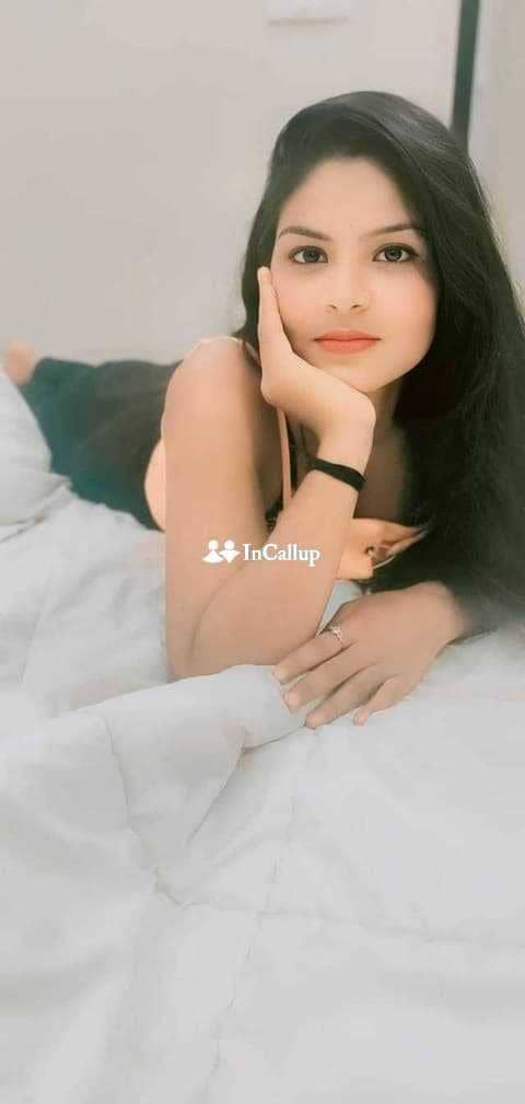model look with black eyes and black hair spend time with saloni twenty year old call girls lover based in alwar - Call Girls in Alwar