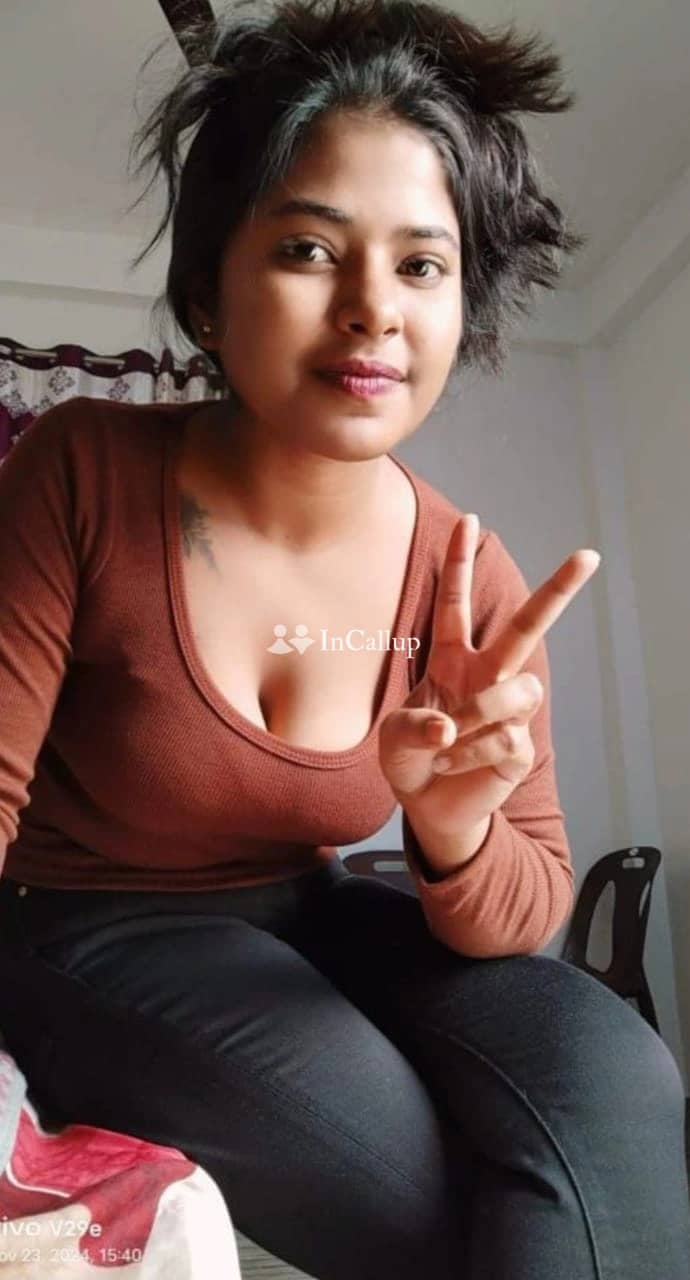 experience unforgettable moments with rani the 21yearold curvy beauty from amravati specializing in role play and more - Call Girls in Amravati