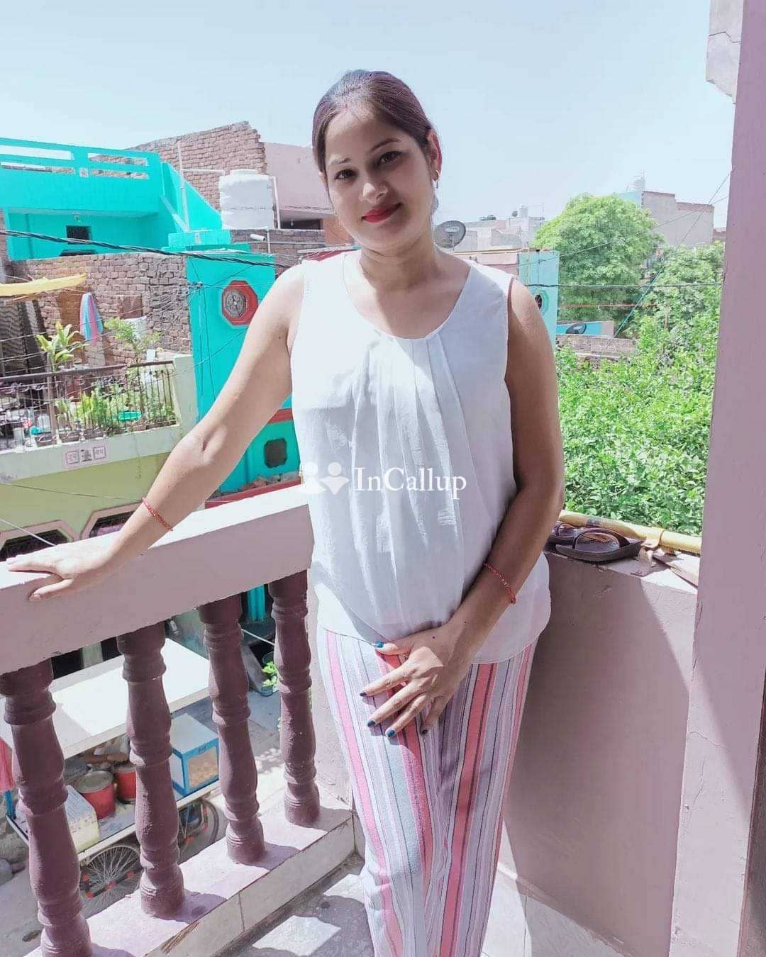 Pallavi Sharma female real genuine independent VIP top model college girls 24 hour available - Call Girls in Amravati