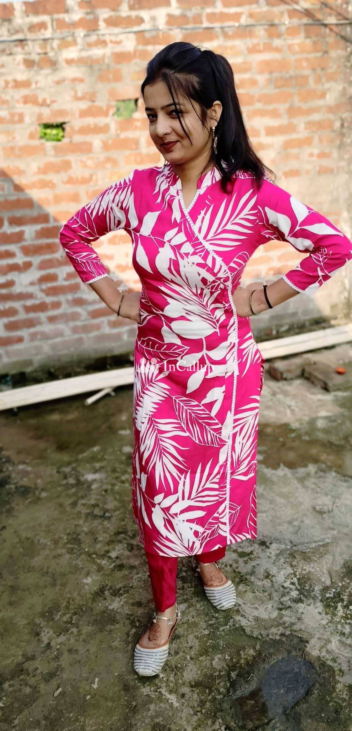 tempting black eyes and brown hair available now trusted reliable service - Call Girls in Amravati