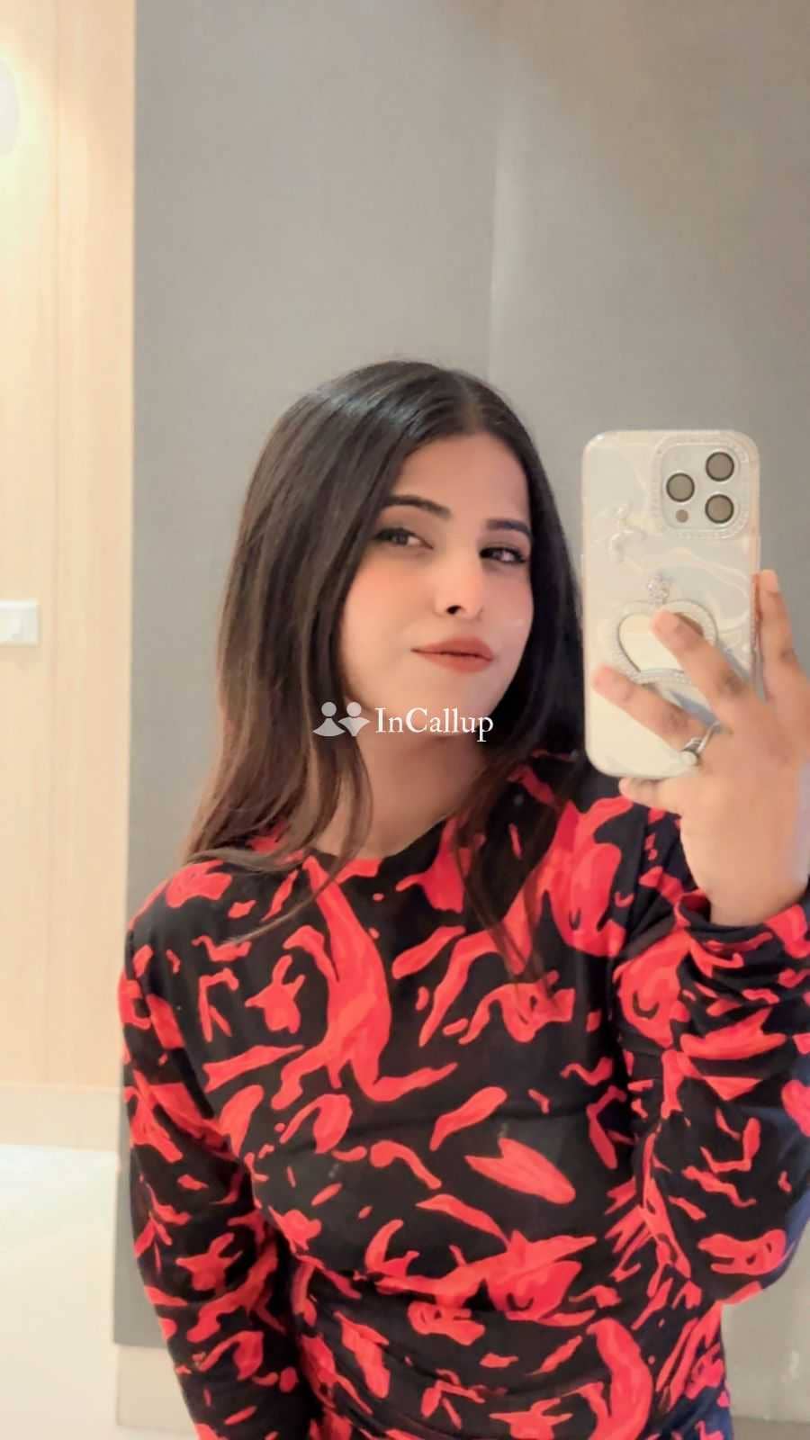 available for outcall desirable known for being smart with brown body type and black eyes - Call Girls in Anand