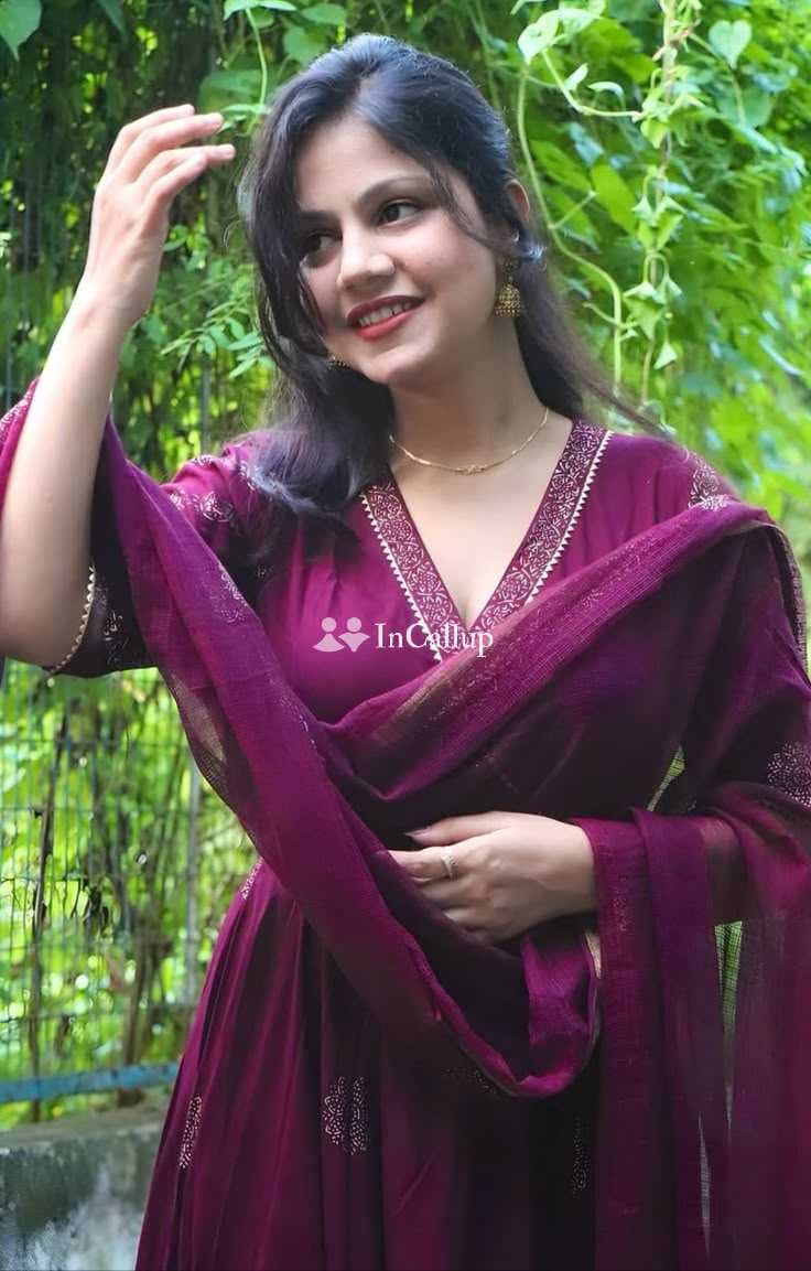 based in anand find laxmi kumari call a twenty three year old call girls having blonde eyes and brown hair - Call Girls in Anand