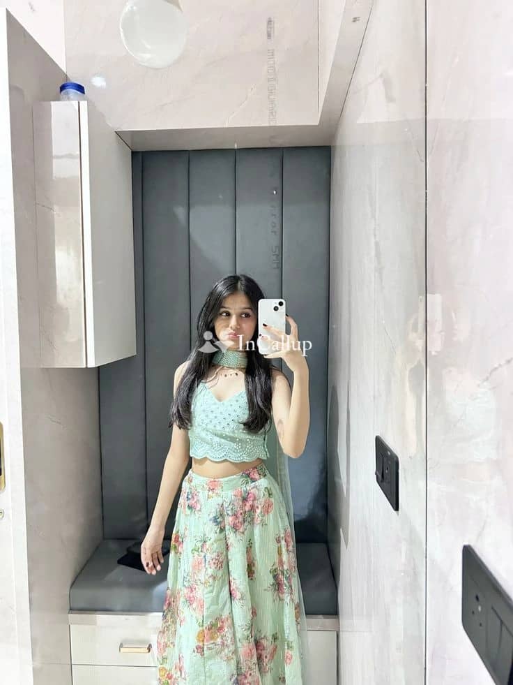 explore tantalizing adventures with laxmi ji the slim beauty of anand at just 18 years old - Call Girls in Anand