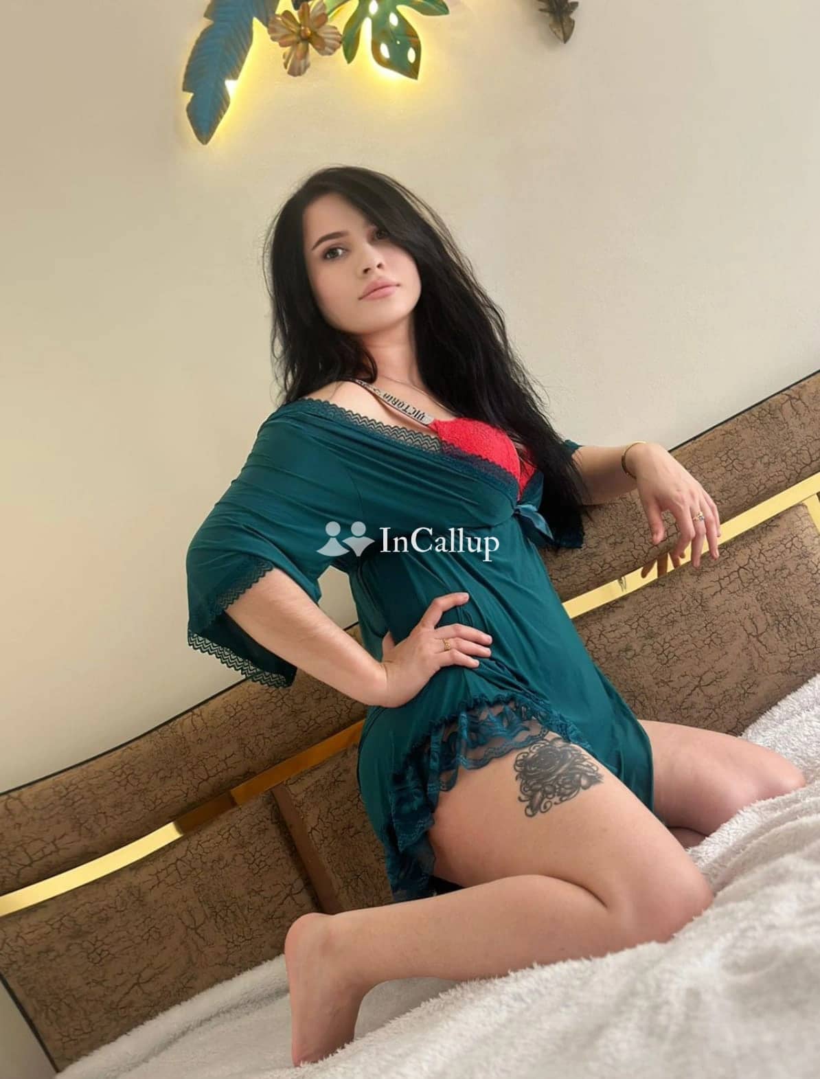 long legs and black eyes known for being dedicated classy anand call girls twenty one year old call girls woman - Call Girls in Anand
