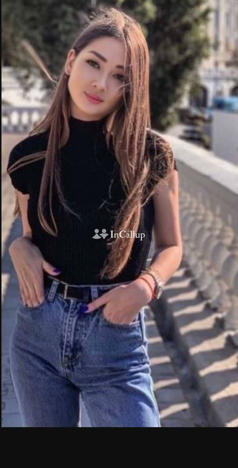 mature bald hair and hazel eyes sensual perfect today low price twenty one year old call girls companion - Call Girls in Anand