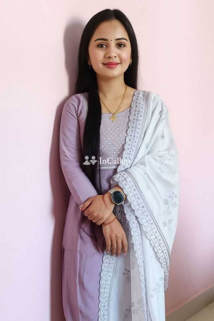 luxury black hair and brown eyes girl staying in andheri available for party companion - Call Girls in Andheri