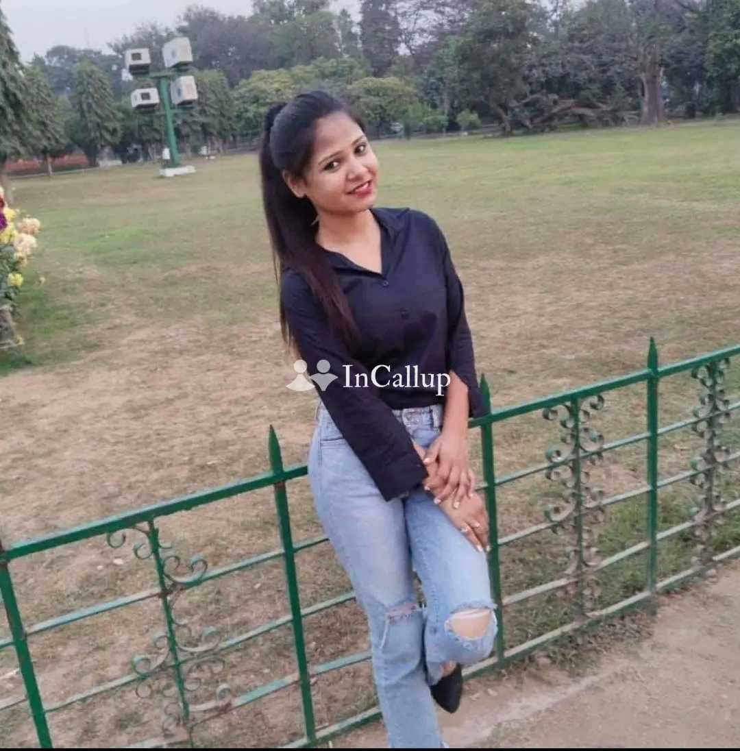 available for flexible hours looking for pleasure meet total payment hand t a twenty three year old call girls - Call Girls in Ankleshwar