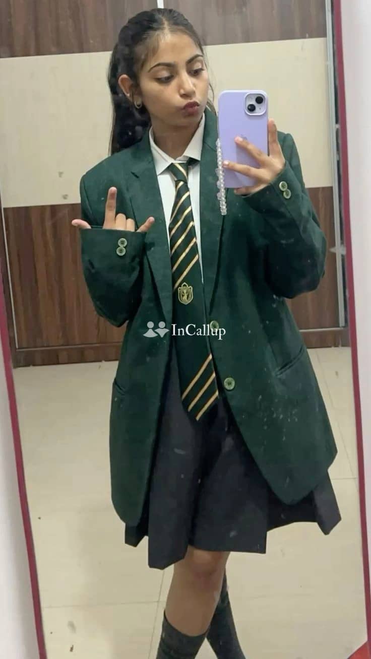 explore your desires with 18 year old laxmi ji in ankleshwar for unforgettable experiences and thrilling adventures - Call Girls in Ankleshwar