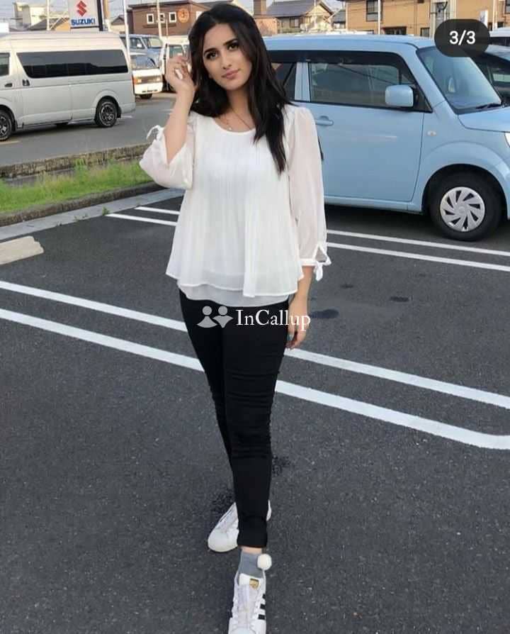 seductive rekha mandal twenty two year old call girls available premium escort in arambagh - Call Girls in Arambagh