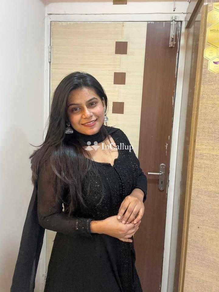 sparkling black eyes and black hair available for long bookings gorgeous oral doggy style 69 position handjob babe - Call Girls in Arambagh