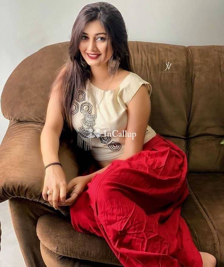 known for being fascinating available nearby aurangabad smooth auburn eyes and brown hair - Call Girls in Aurangabad