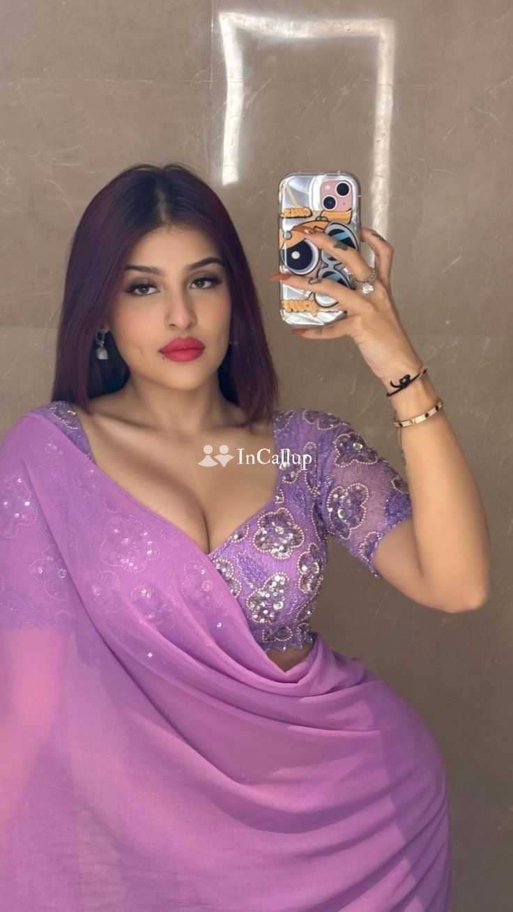 available for private dates desirable kalpi twenty one year old call girls goddess smooth black eyes and black hair - Call Girls in Aurangabad