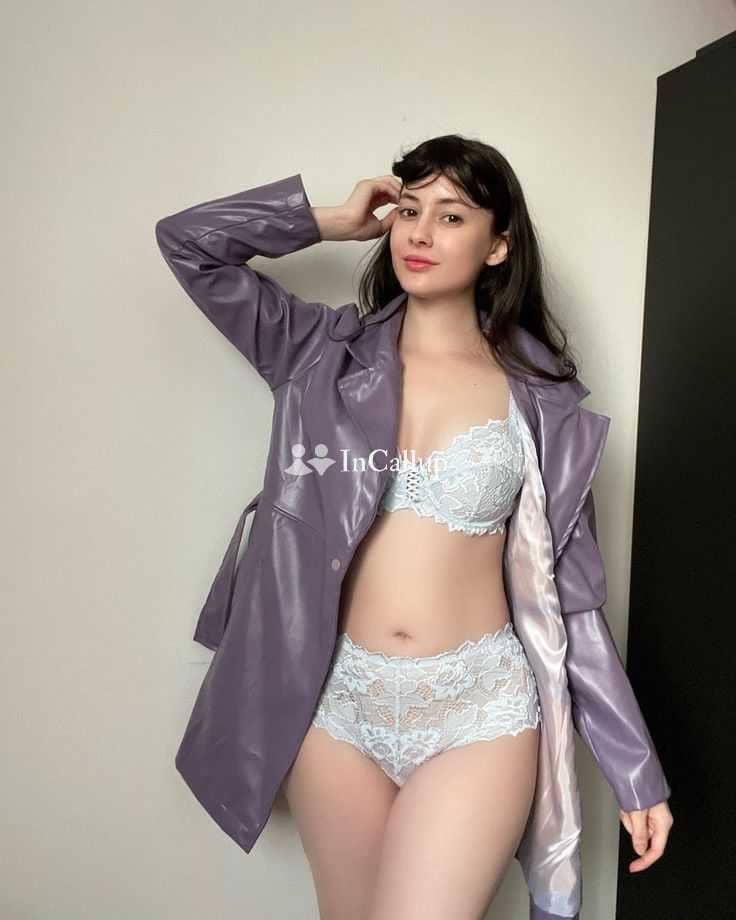 stunning siya twenty three years old call girls playmate aurangabad escort service known for being romantic - Call Girls in Aurangabad