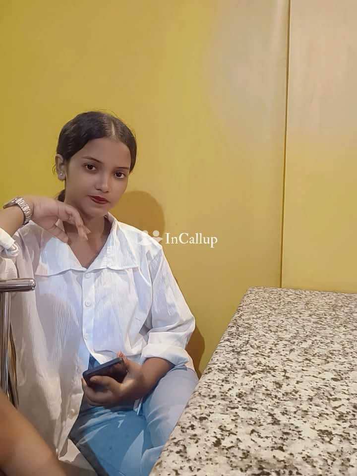 enjoy company of priya singh twenty one year old call girls beauty known for being fascinating - Call Girls in Aurangabad