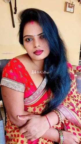beautiful anal girlfriend experience woman adorable black eyes and blue hair known for being dynamic - Call Girls in Bageshwar