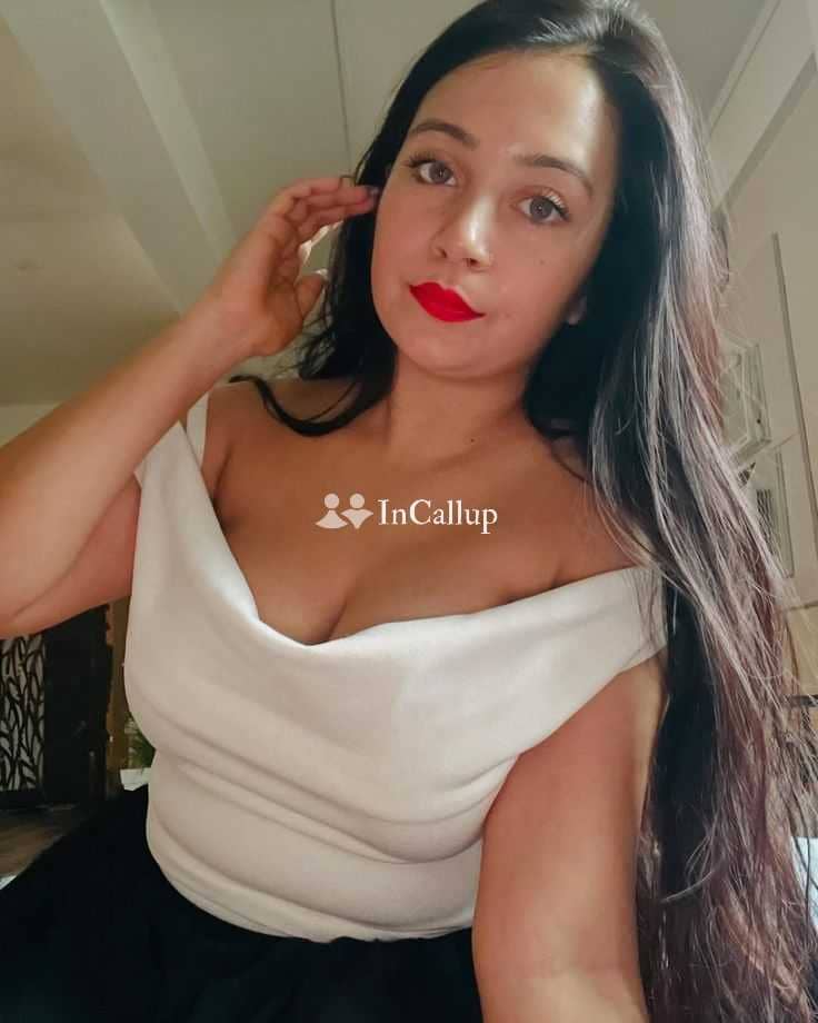 discover arawy angel aged twenty offering elite call girls services from bageshwar available for flexible hours - Call Girls in Bageshwar