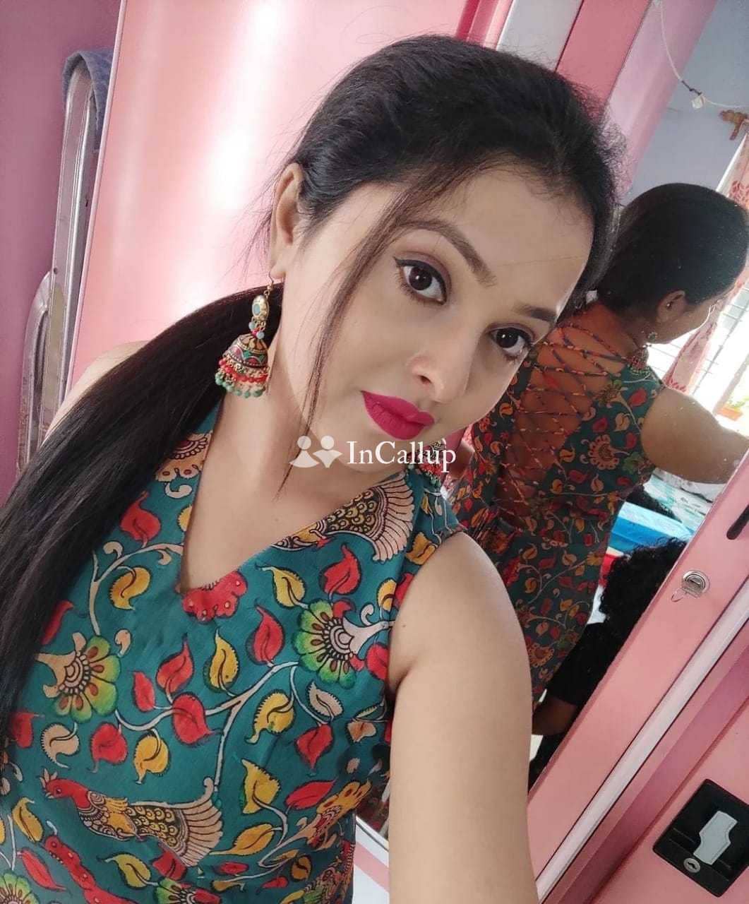 desirable rani patel twenty one year old call girls goddess available for day and night service - Call Girls in Baksa