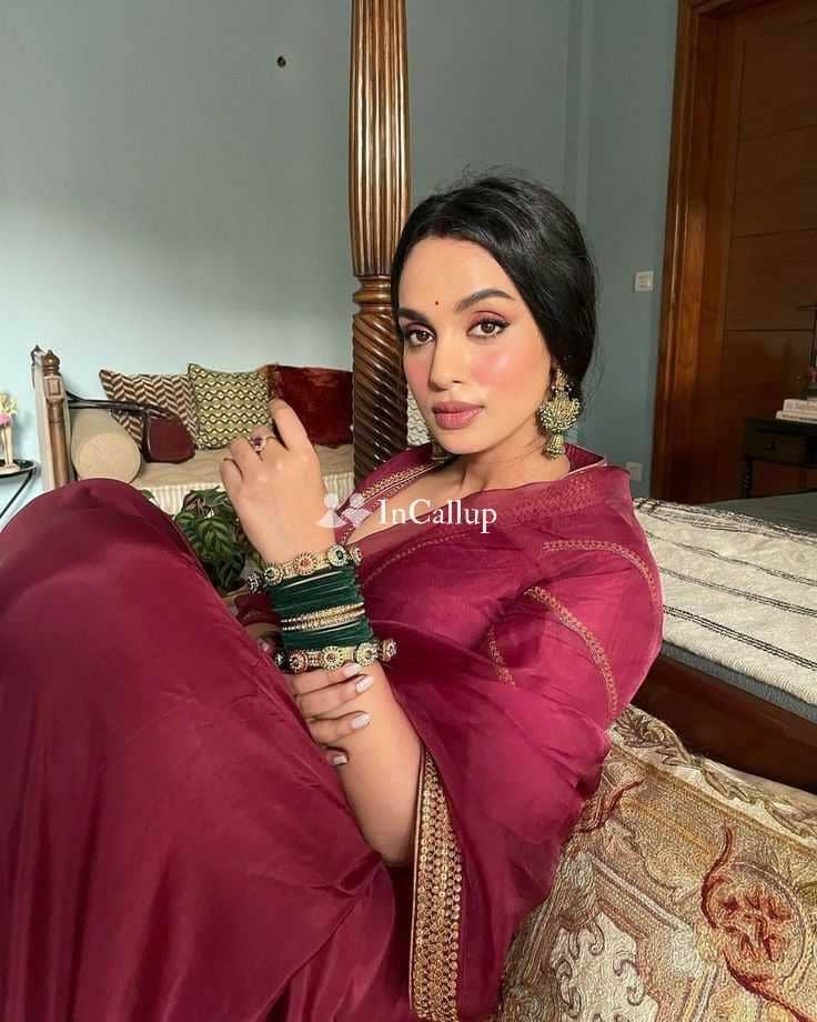 classy tanish sharma twenty three year old call girls woman escort girl from baksa known for being sexy - Call Girls in Baksa