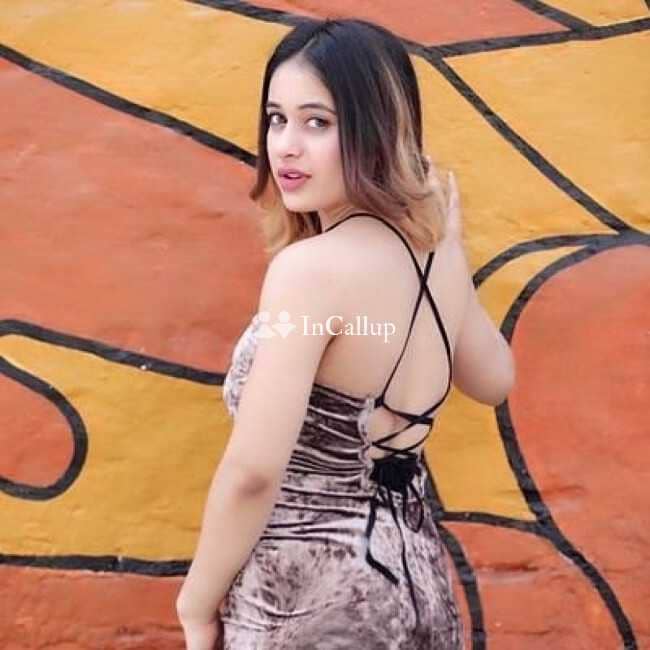 known for being adventurous girl staying in baksa petite with black eyes and black hair - Call Girls in Baksa