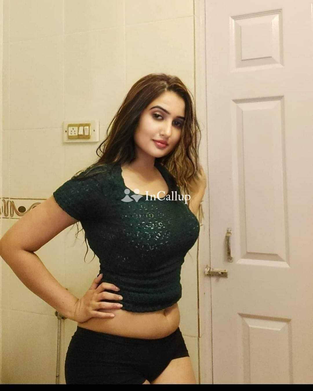 having black eyes and black hair available now trusted reliable service - Call Girls in Balrampur