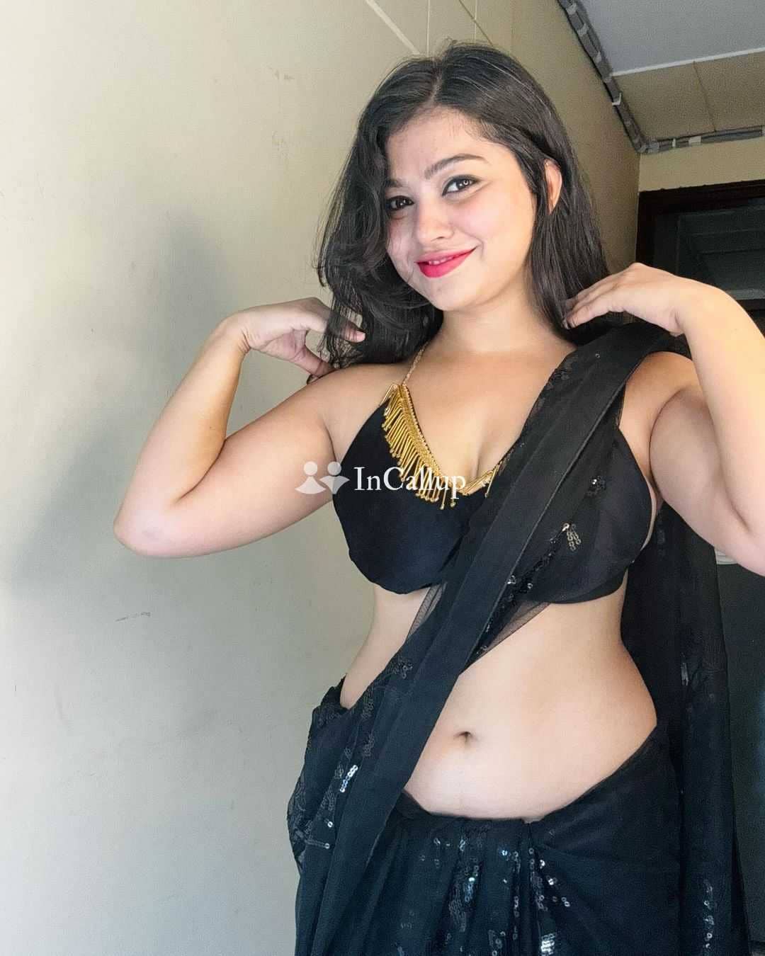 Balrampur CALL GIRLIN ESCORT 92046/89957SERVICEINDEPENDENT KOMAL PATEL most beautiful collage girl a - Call Girls in Balrampur