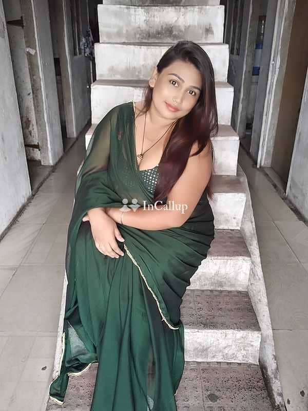 Low price indipendent service available home and hotel service x available servi xbyxf djdgf sjsud d - Call Girls in Balurghat