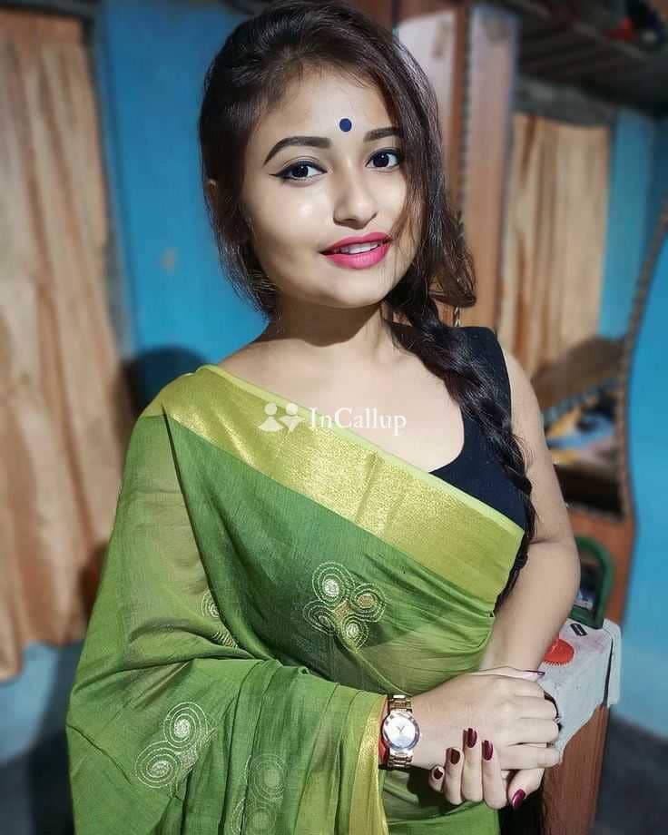 gorgeous smile and colored hair available for outcall known for being caring private anal sessions fetish - Call Girls in Balurghat