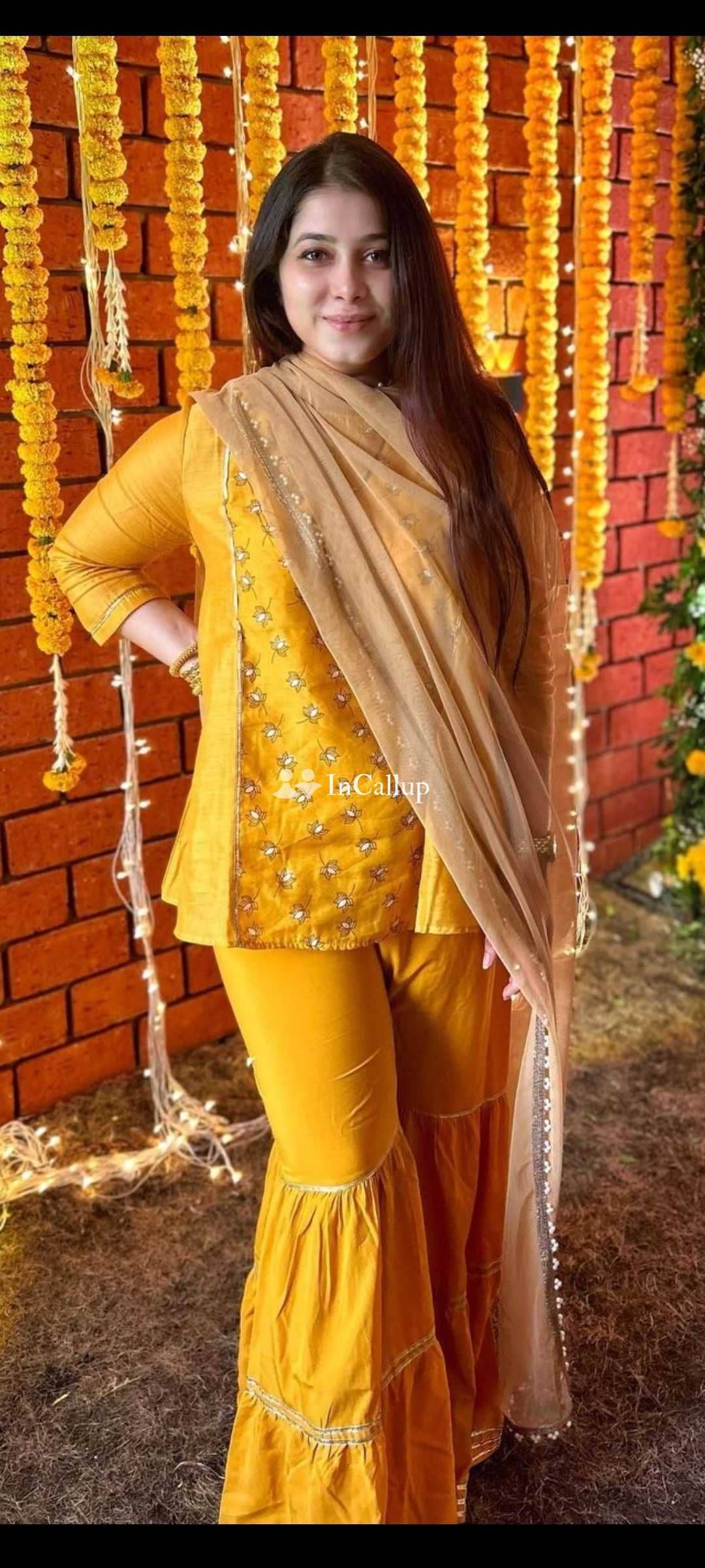 meet and enjoy with priya twenty one year old call girls available now trusted reliable service - Call Girls in Balurghat