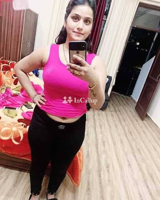 escort available in balurghat known for being gentle glamorous available for long bookings - Call Girls in Balurghat