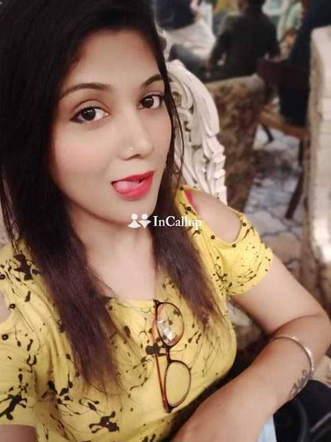 discover simran aged nineteen a call girls based in bangalore known for being confident - Call Girls in Bangalore
