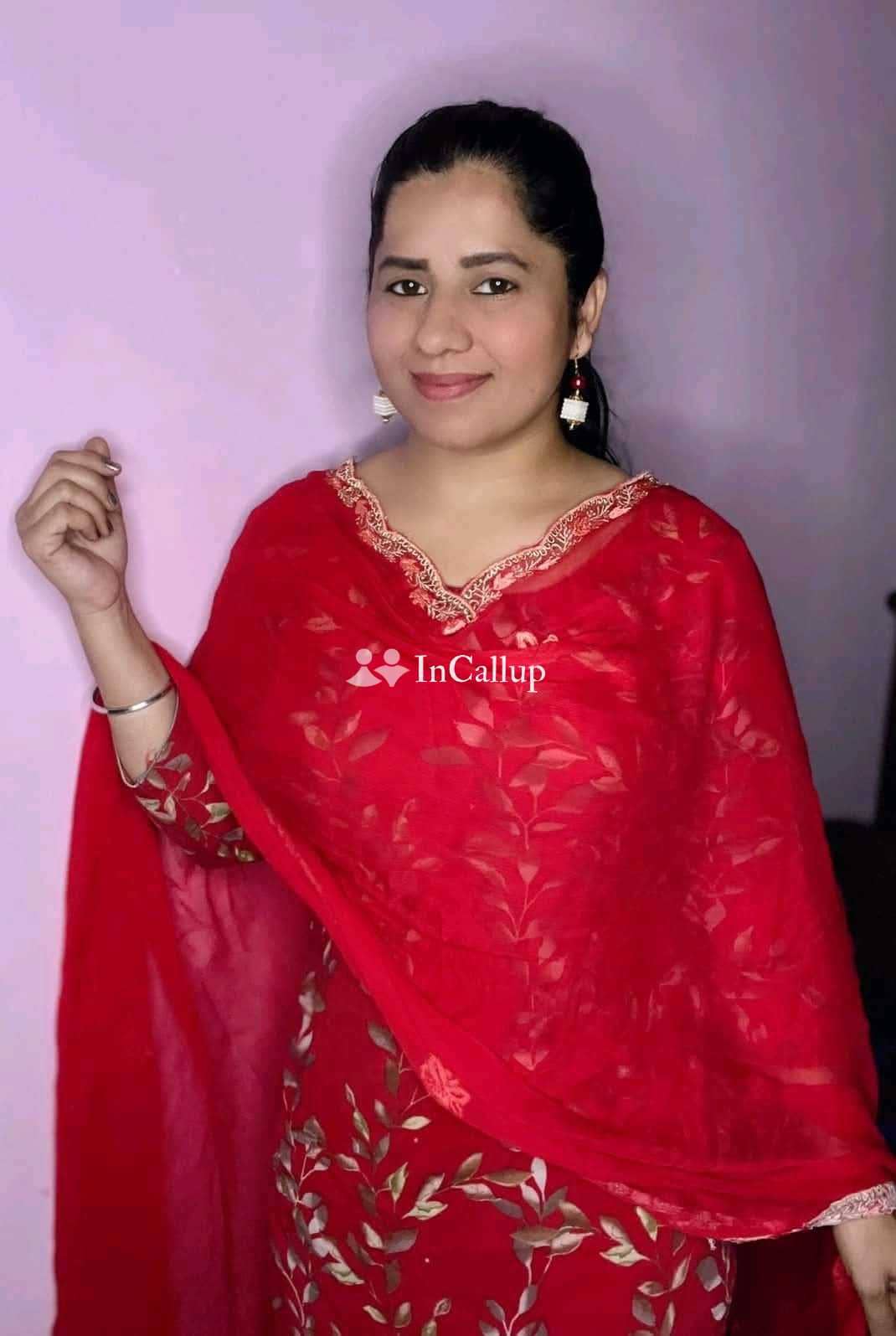 Riya Kumari call girl service 💯❤️💯 full enjoy and unlimited short HD fer - Call Girls in Bangalore